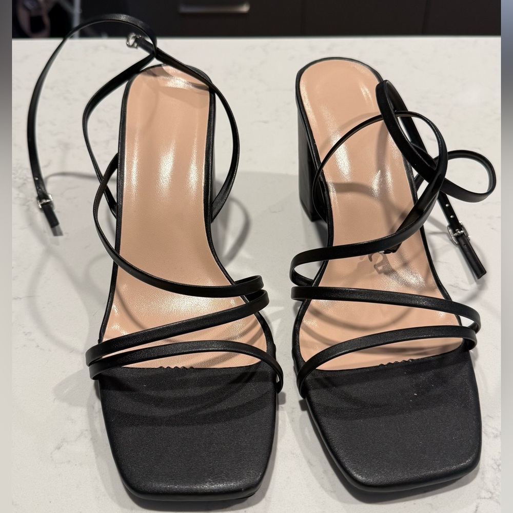 Elegant Black Strappy Women's Sandals